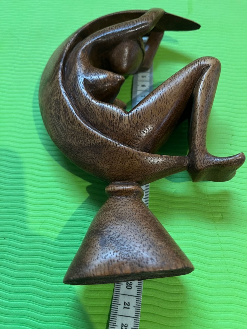 Vintage Hand-Carved Suar Wood Abstract Moon Goddess Sculpture - Balinese Art - Picture 10 of 11